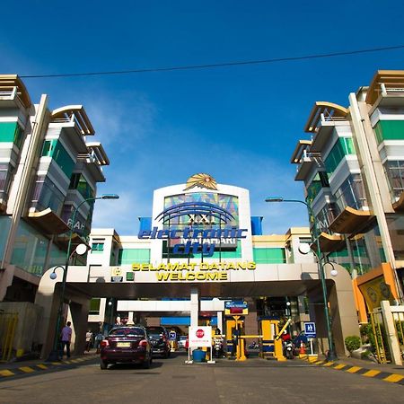 Ak Hotel Nagoya Hill Batam Экстерьер фото