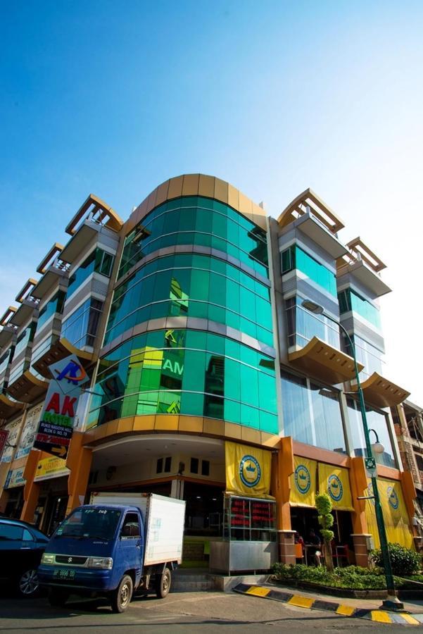 Ak Hotel Nagoya Hill Batam Экстерьер фото