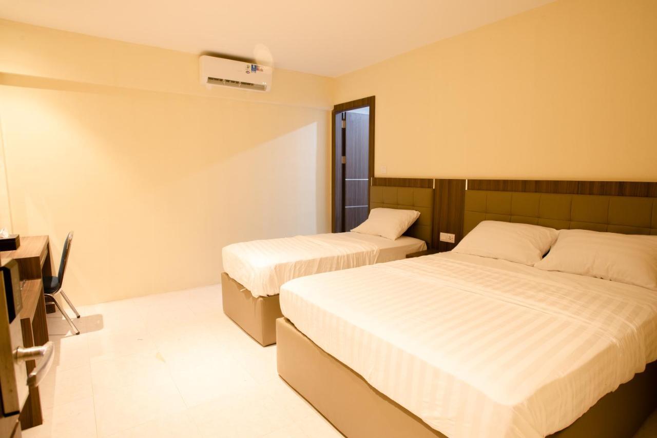 Ak Hotel Nagoya Hill Batam Экстерьер фото