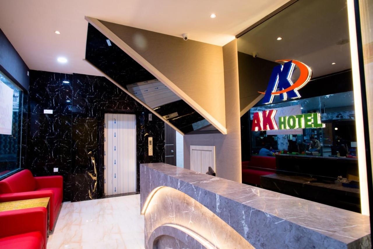 Ak Hotel Nagoya Hill Batam Экстерьер фото